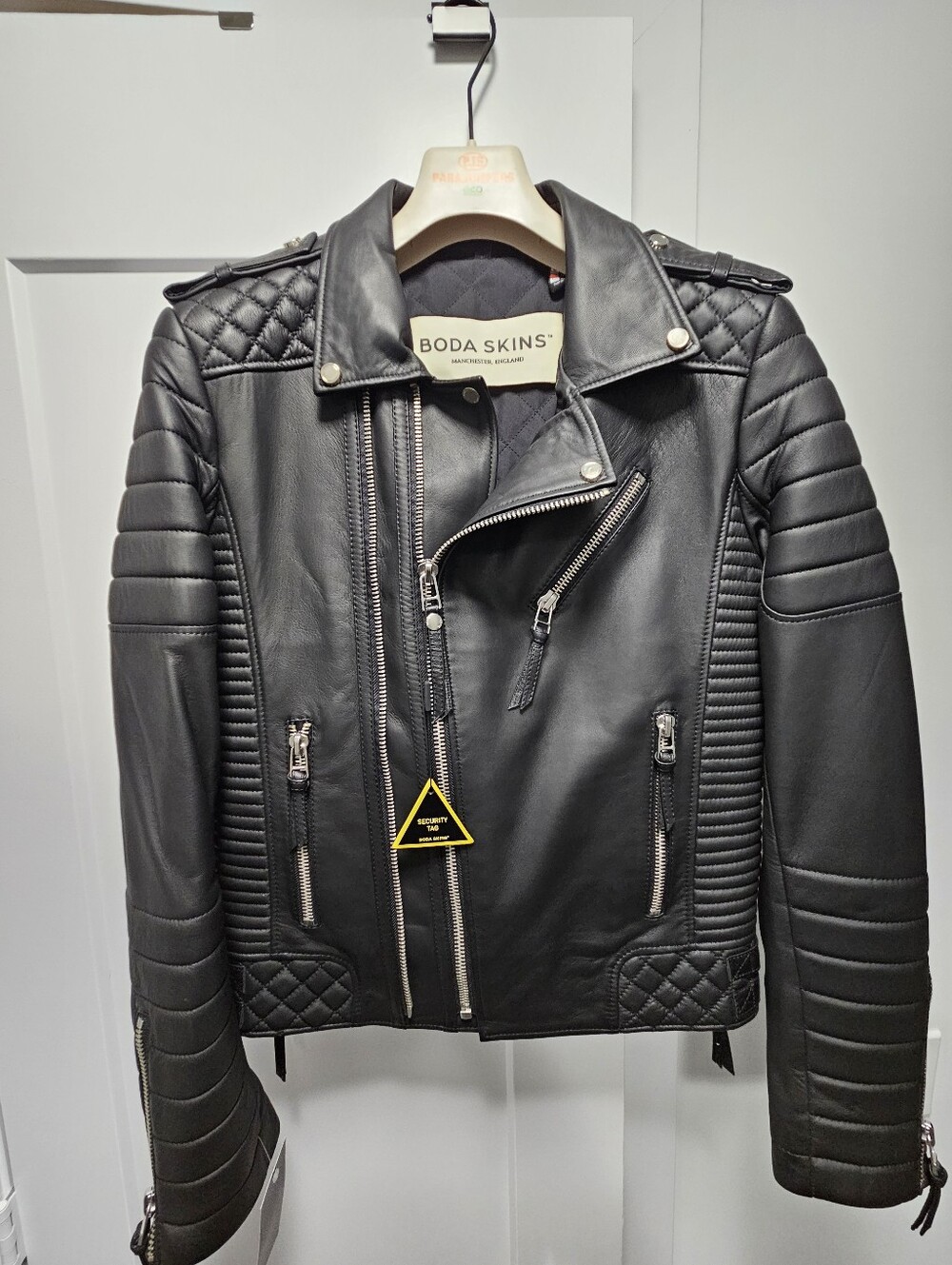BODA SKINS Men’s Black Quilted Leather Biker Jacket (XS)